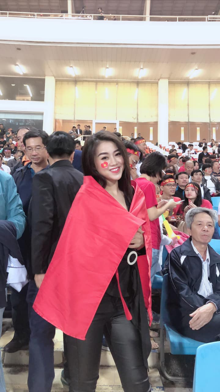 Với vẻ ngoài xinh đẹp, cuốn hút, cô gái gốc Hải Phòng là Á khôi năm 2016 của Đại học Văn hoá.