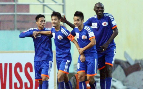 Cũng giống như Thanh Hóa, Than Quảng Ninh cũng đã chứng tỏ được bản lĩnh khi dễ dàng đánh bại Đồng Nai ngay trên sân khách với 2 bàn cách biệt.