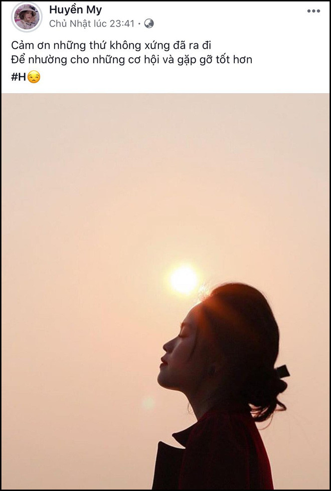 Khi tải hình ảnh, Huyền My còn sử dụng hashtag #H, có thể là viết tắt của tên Hải, hơn thế cô còn thông tin đến bạn bè rằng "H đang bận tập" hoàn toàn trung khớp với thời gian Quang Hải đang thi đấu tại SEA Games 30.