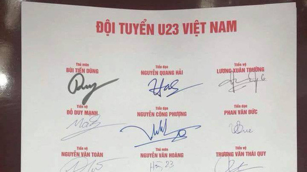 So sánh các nét của chữ ký này có thể khẳng định được ngoài của Quang Hải thì không thể là của ai được.