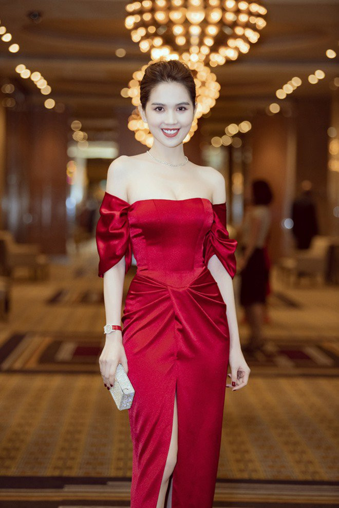 "Đã bằng người ta chưa mà đi cà khịa như vậy? Không dễ gì để được như Ngọc Trinh đâu. Giờ mà cặp được với Hoàng Kiều thì chả đi khoe khắp nơi", "Nhơ cũng vừa phải thôi, nhơ quá vậy" - Dân mạng bình luận.