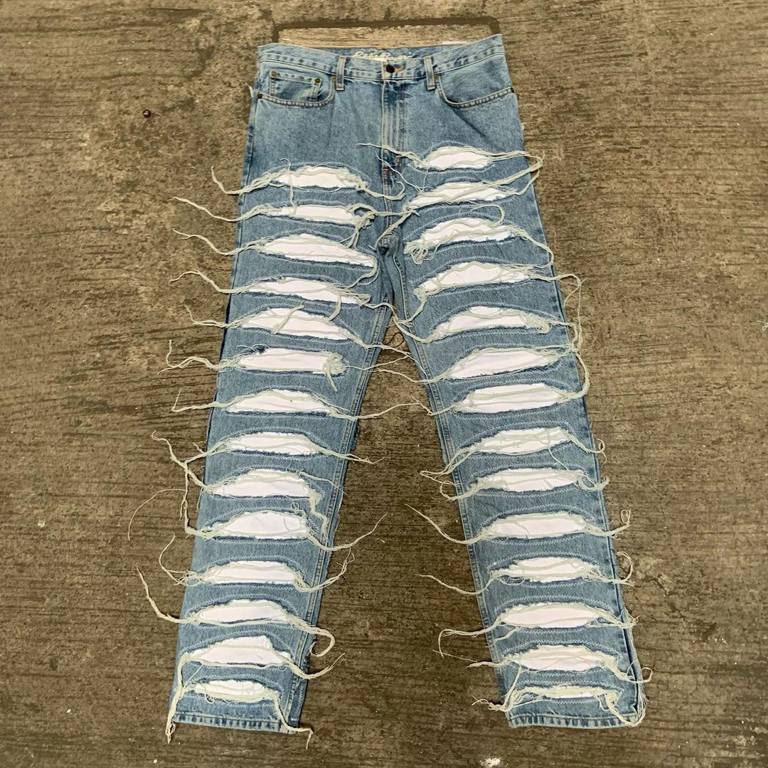 Thiết kế "gây lú" này chắc chỉ người có gu thời trang, biết phối đồ mới dám diện