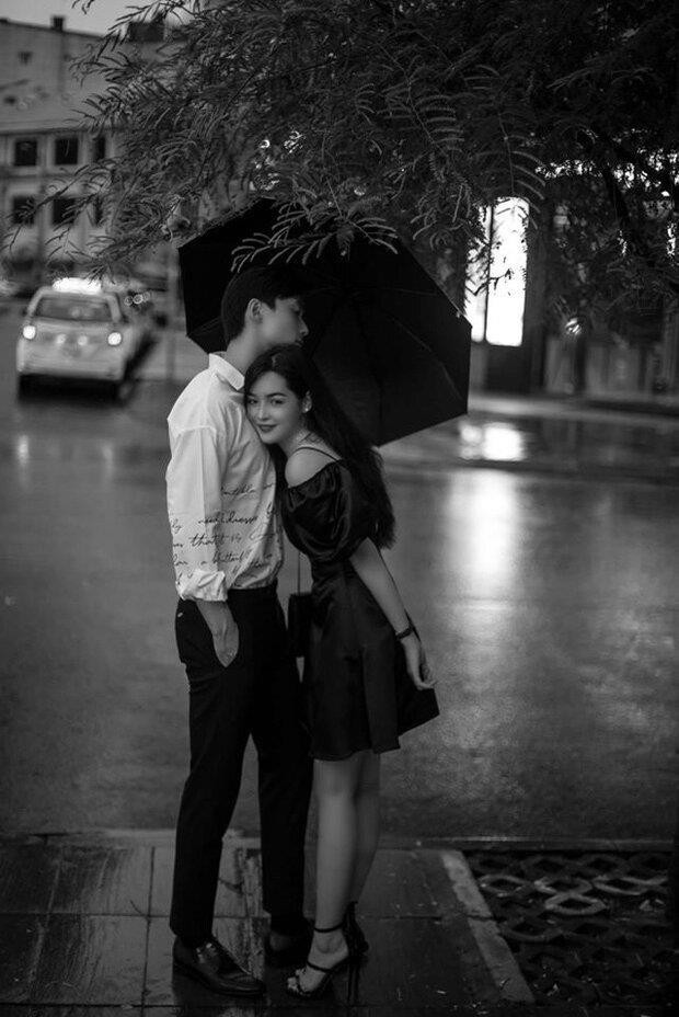 Trước dòng reply mang tính “thách thức” của Alan, Vũ Thanh Quỳnh lập tức “cảnh cáo” anh chàng bằng một bức ảnh chế có nội dung: “Dịu dàng nhắc khéo rằng cưng nên suy nghĩ cho kĩ”.