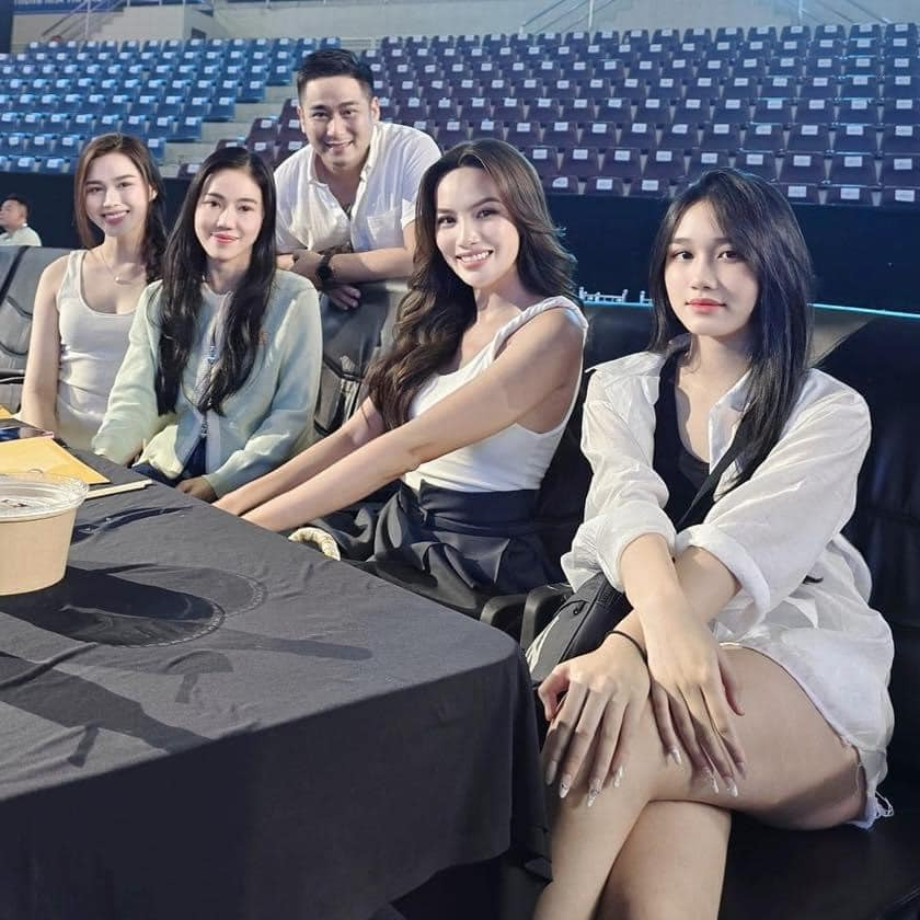 Được biết, con gái của Minh Tiệp tên Minh Thùy (tên thân mật là Cún), năm nay 13 tuổi và cao 1,64m.