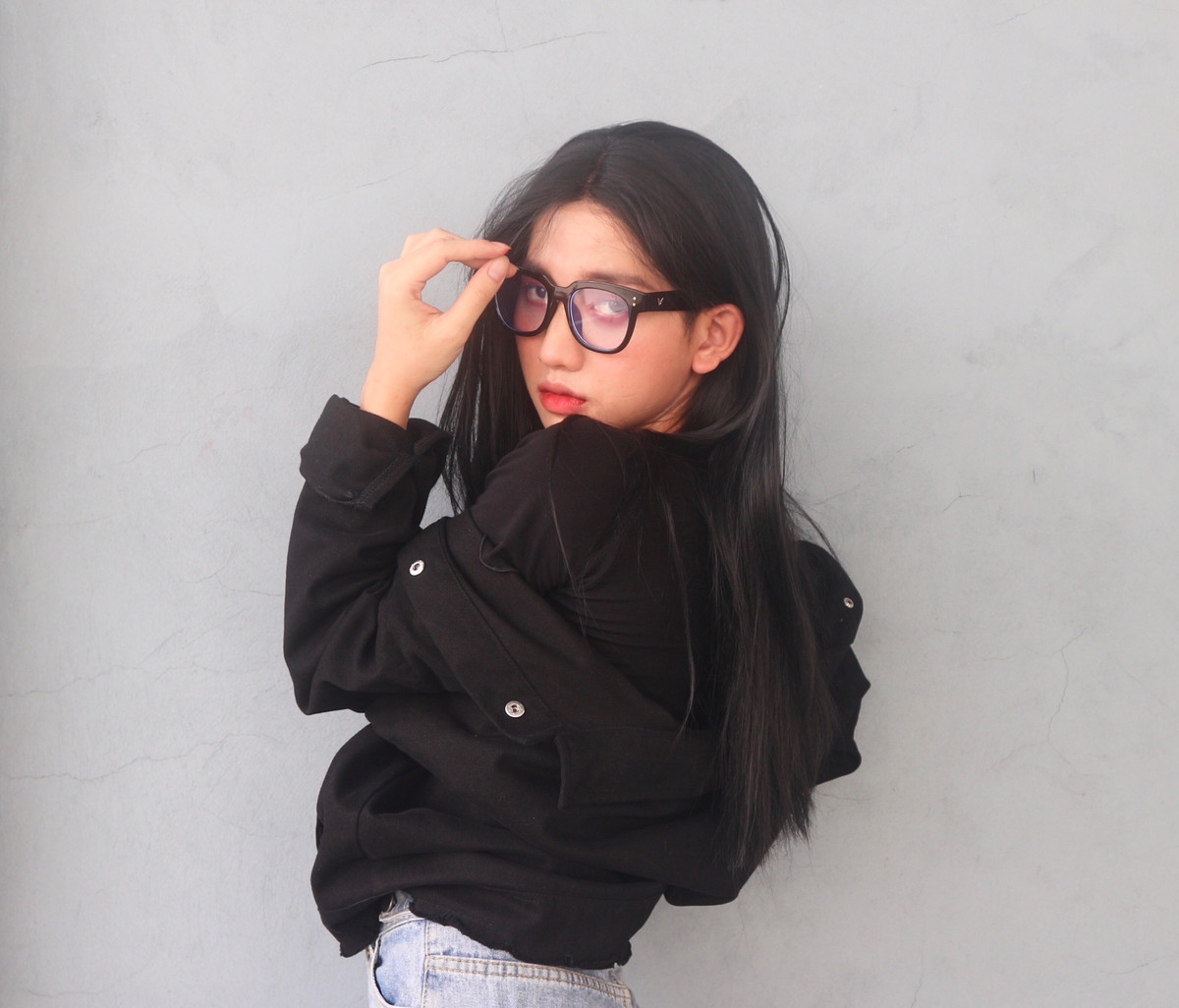 Trong quá trình dùng Tik Tok, Rian thường xuyên nhận về nhiều lời bình luận khiếm nhã về giới tính của mình, nhưng cậu luôn bỏ qua và không bận tâm.