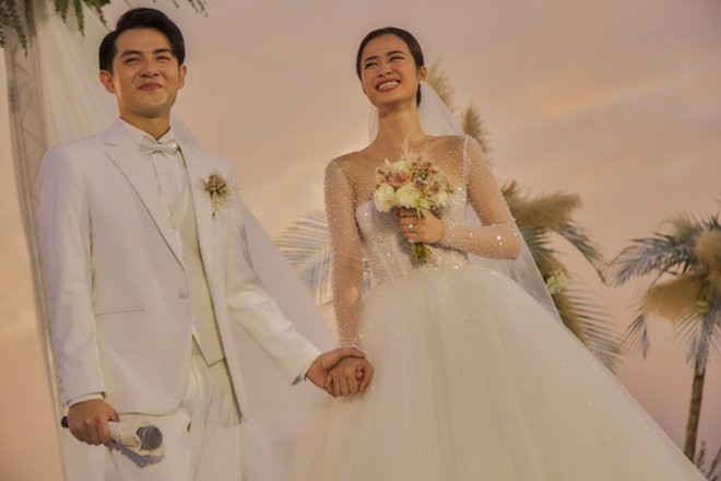 Đông Nhi và Ông Cao Thắng có chuyện tình đẹp kéo dài 10 năm khiến ai cũng ngưỡng mộ trước khi chính thức về chung một nhà.