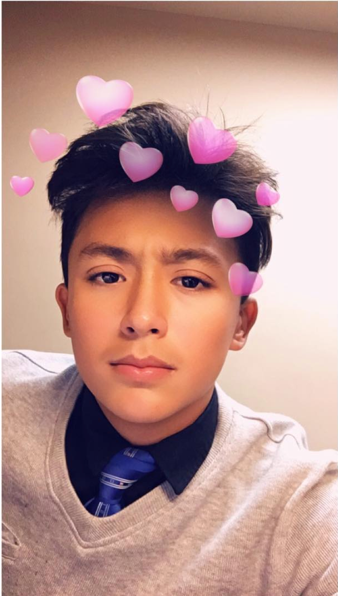 Không chỉ có ngoại hình nổi bật, hot boy còn sở hữu chiều cao 1m90 nổi trội. Ngay từ khi ở Việt Nam, anh chàng đã được một số thương hiệu thời trang nổi tiếng mời làm mẫu ảnh nhưng đều từ chối khéo vì...lười.