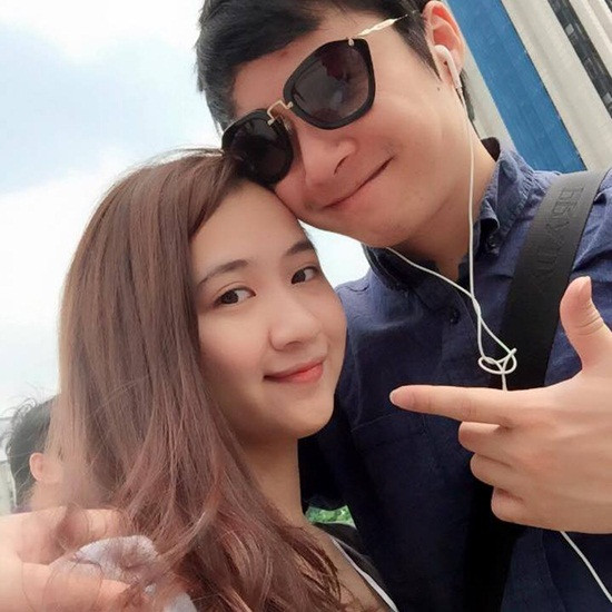 Được biết, Linh Chi và ông xã cùng làm kinh doanh. Cặp đôi có cuộc sống khá sung túc.