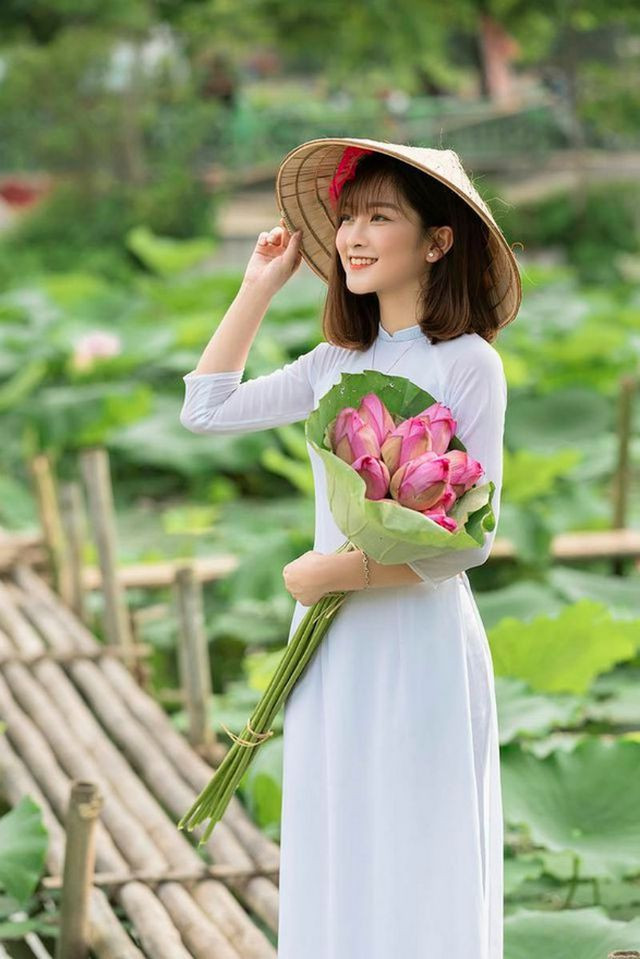 Nu sinh Hoc vien Tai chinh gay thuong nho voi bo anh ky yeu de doi