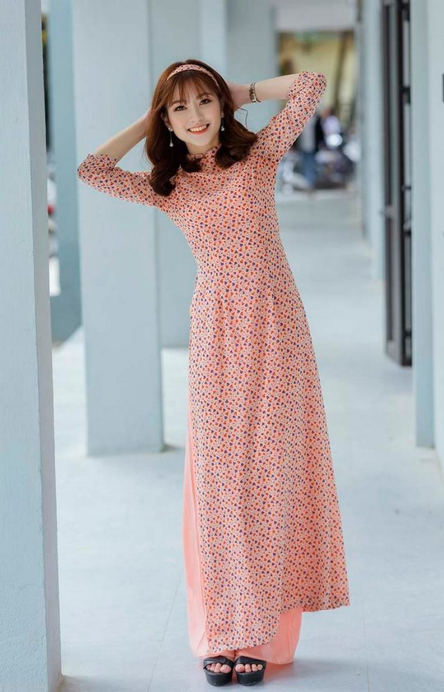 Hot girl Bắc Ninh còn có niềm đam mê đặc biệt với diễn xuất. Cô nàng cho hay đã tham gia một vài tập phim ngắn. Vì không phải dân chính chuyên nên cũng có những khó khăn nhất định nhưng cô quyết tâm cố gắng không ngừng nghỉ để hoàn thành tốt mọi thứ.