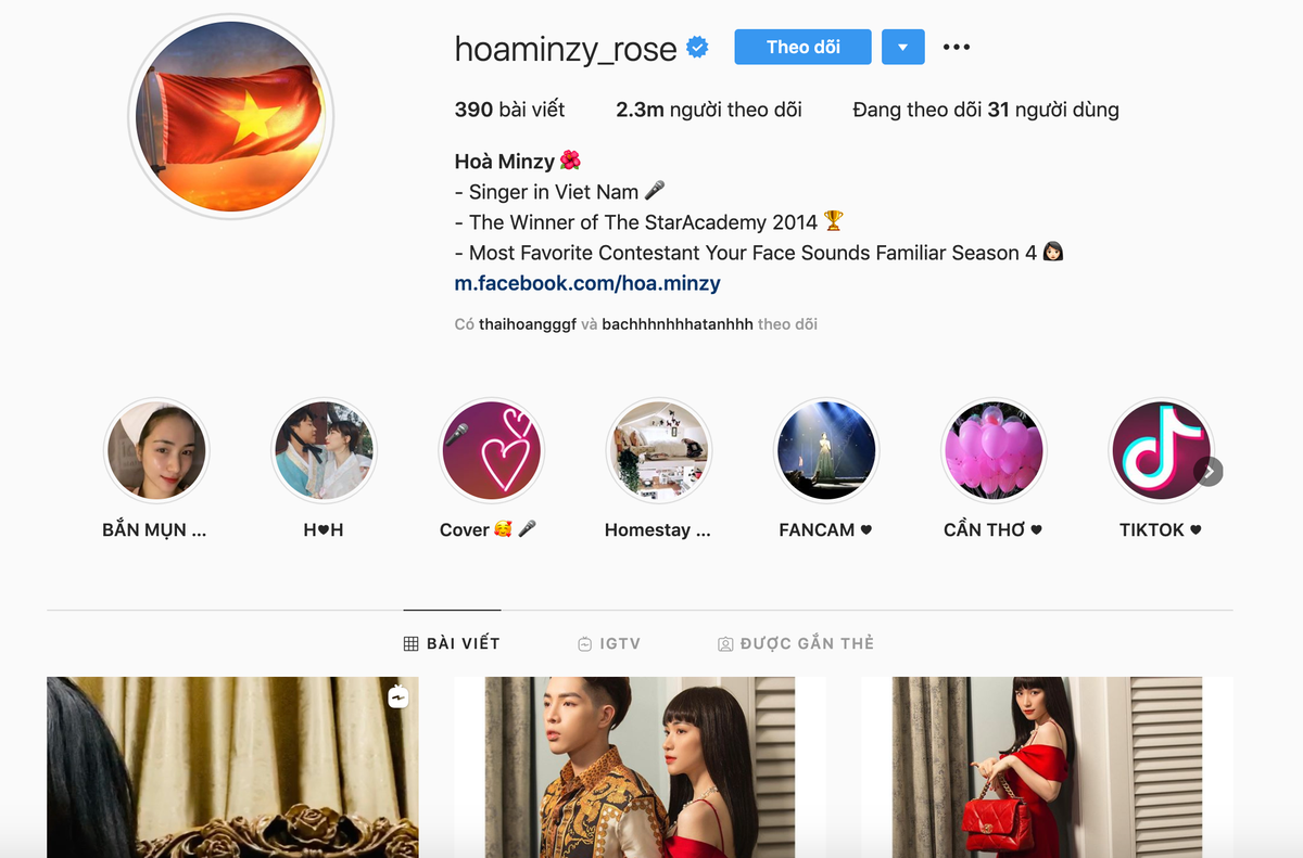 Không lên tiếng nhiều về tình hình dịch bệnh, Hoà Minzy lặng lẽ thay ảnh đại diện là hình quốc kỳ Việt Nam tung bay dưới ánh mặt trời, thể hiện tinh thần cổ vũ "Việt Nam quyết thắng dịch bệnh".