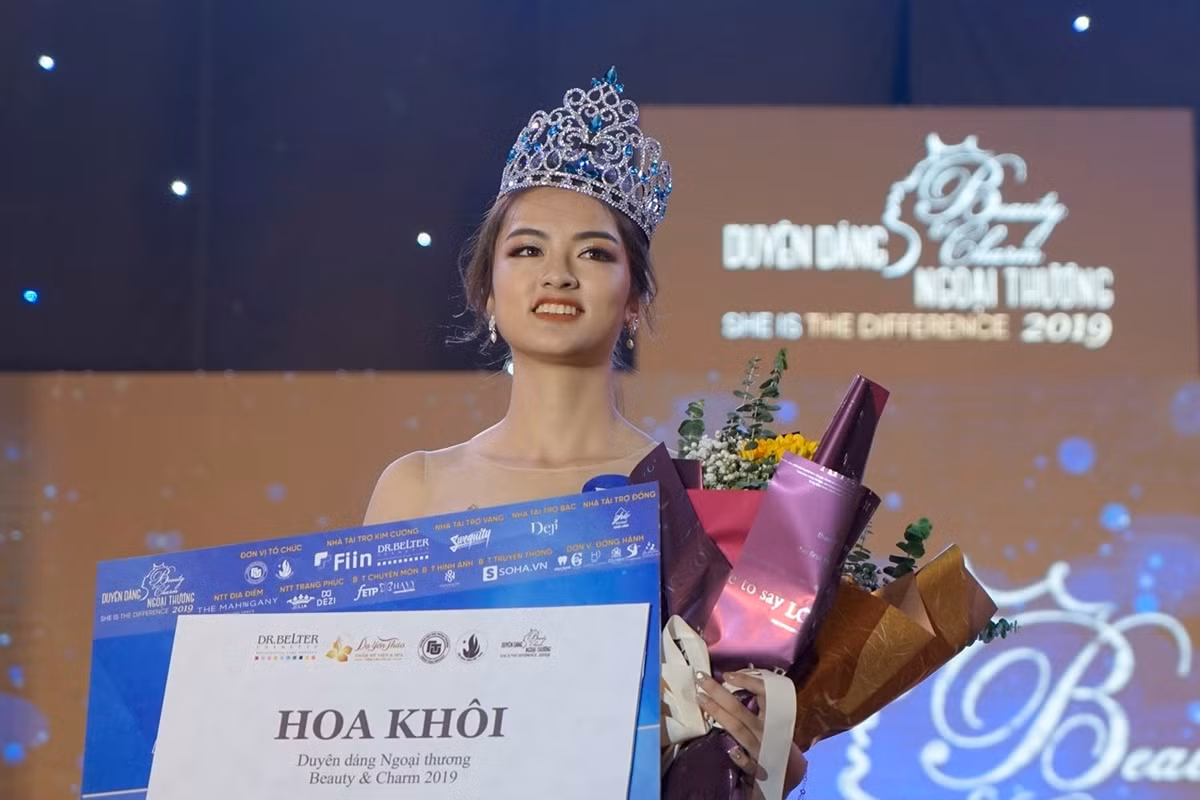 Sở hữu ngoại hình và thành tích nổi bật, ngay từ đầu cuộc thi, Hà My đã được đánh giá là sẽ trở thành hoa khôi Đại học Ngoại thương năm nay.