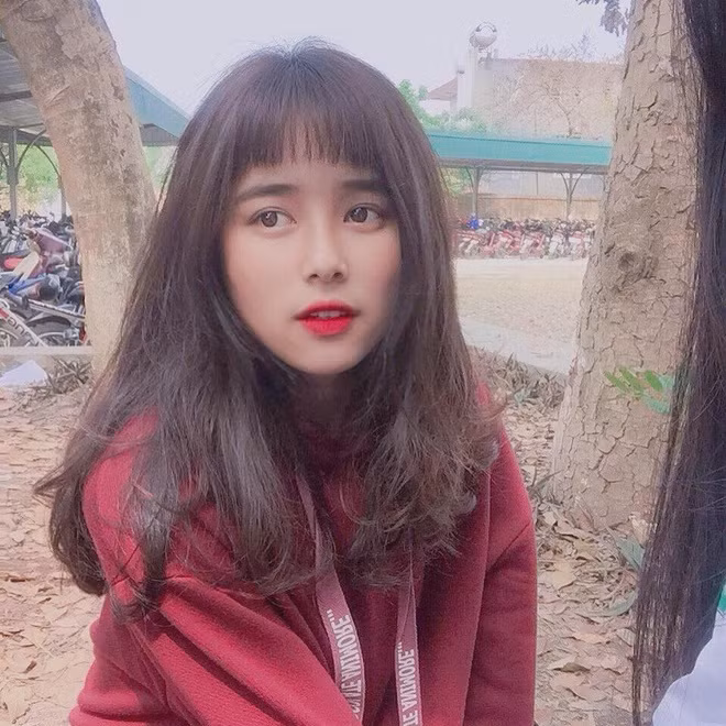 Cô nàng quê Phú Thọ được đánh giá là có nhan sắc tương tự các hot girl đình đám trên Tiktok Trung Quốc.