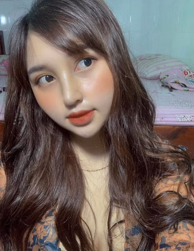 Thực hiện chế độ ăn uống và tập luyện nghiêm ngặt, sau 5 tháng, cô gái 2K giảm cân thành công, đưa cân nặng về con số 48.