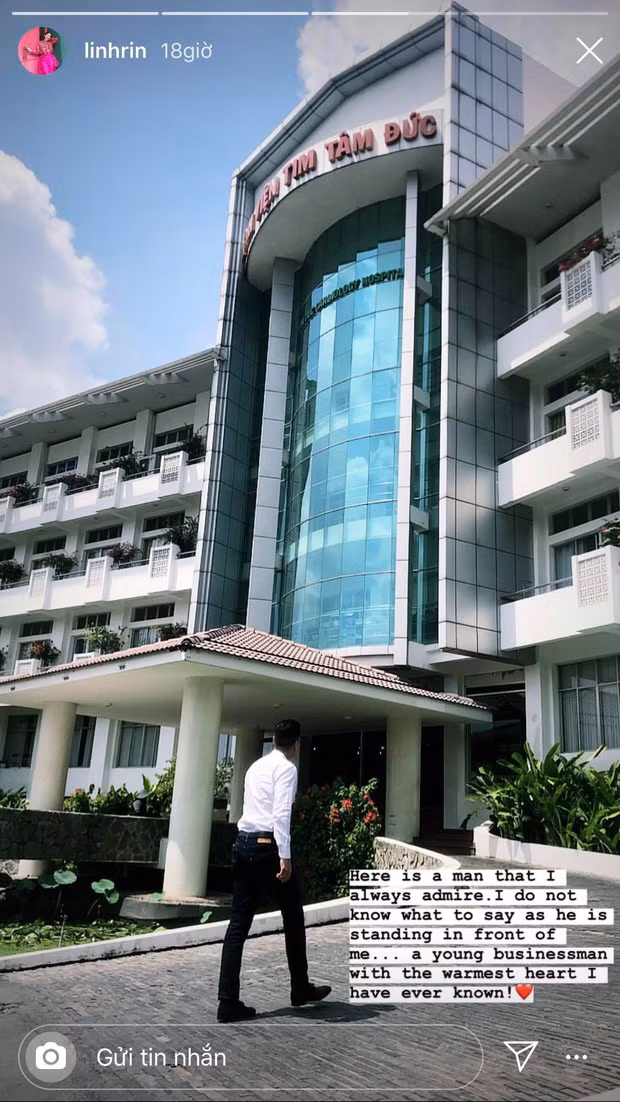 Linh Rin bày tỏ bằng dòng caption tiếng Anh, tạm dịch: Đây là người đàn ông tôi luôn ngưỡng mộ. Tôi không biết nói gì khi đứng trước anh ấy. Một doanh nhân trẻ với trái tim ấm áp nhất tôi biết.