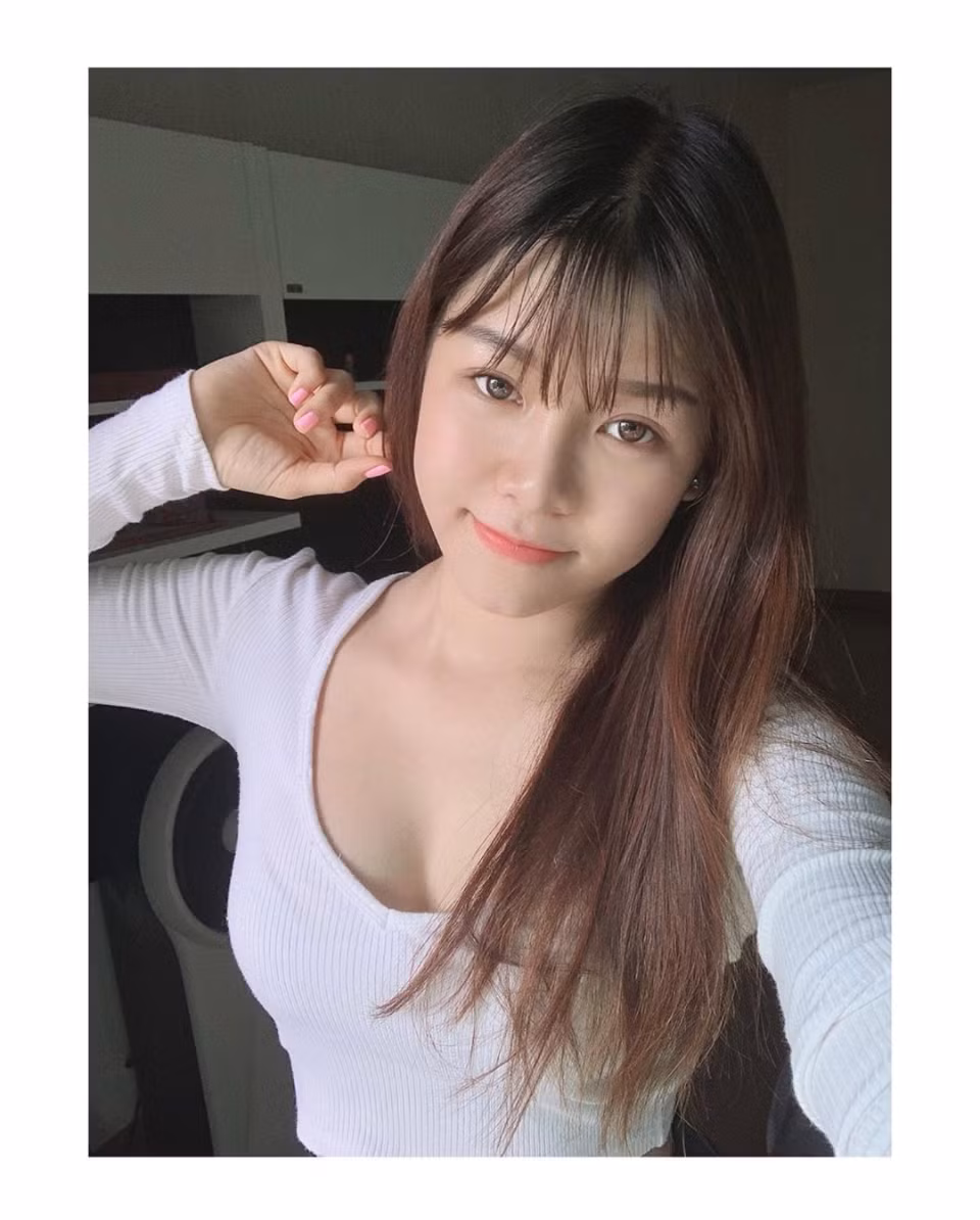 Là một nữ PT, nàng WAG sở hữu thân hình chuẩn từng centimet.