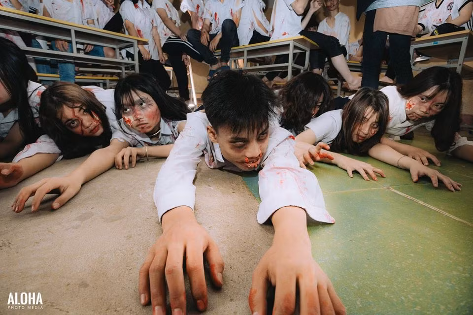 Zombie với khuôn mặt ngây thơ vô số tội khiến dân mạng cười quặn ruột.