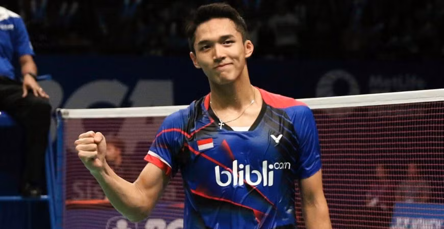 Bên cạnh sự nghiệp thi đấu cầu lông chuyên nghiệp, Jonatan Christie còn thường xuyên chụp hình quảng cáo cho các nhãn hàng và từng xuất hiện trong bộ phim King nói về cuộc đời huyền thoại cầu lông Liem Swie King.