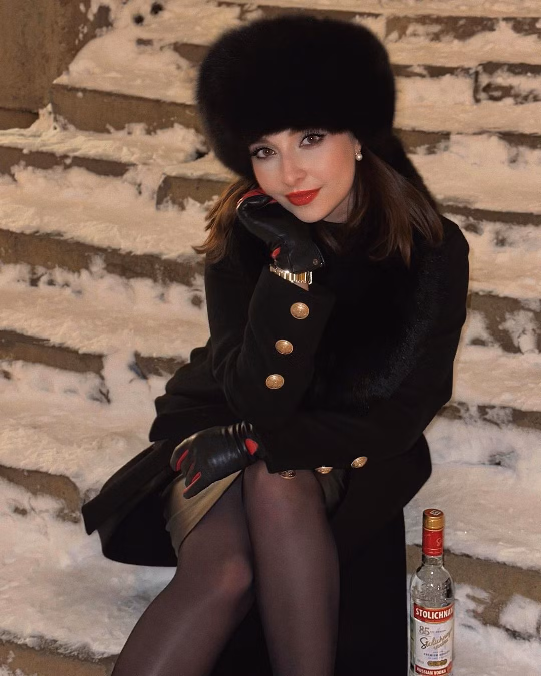 Hiện trang cá nhân Instagram của cô thu hút hơn 187.000 người theo dõi, mỗi bài đăng đều nhận về rất nhiều lượng tương tác và bình luận.