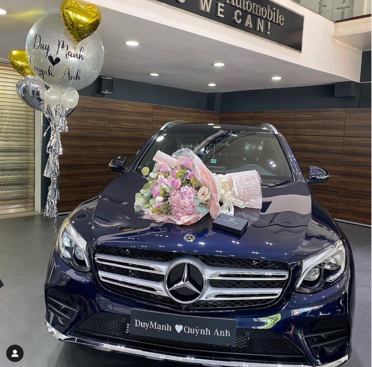 Cách đây không lâu, Quỳnh Anh và Duy Mạnh cũng khiến người hâm mộ vô cùng ghen tỵ khi cùng nhau sắm xe sang trị giá hơn 1 tỷ đồng.