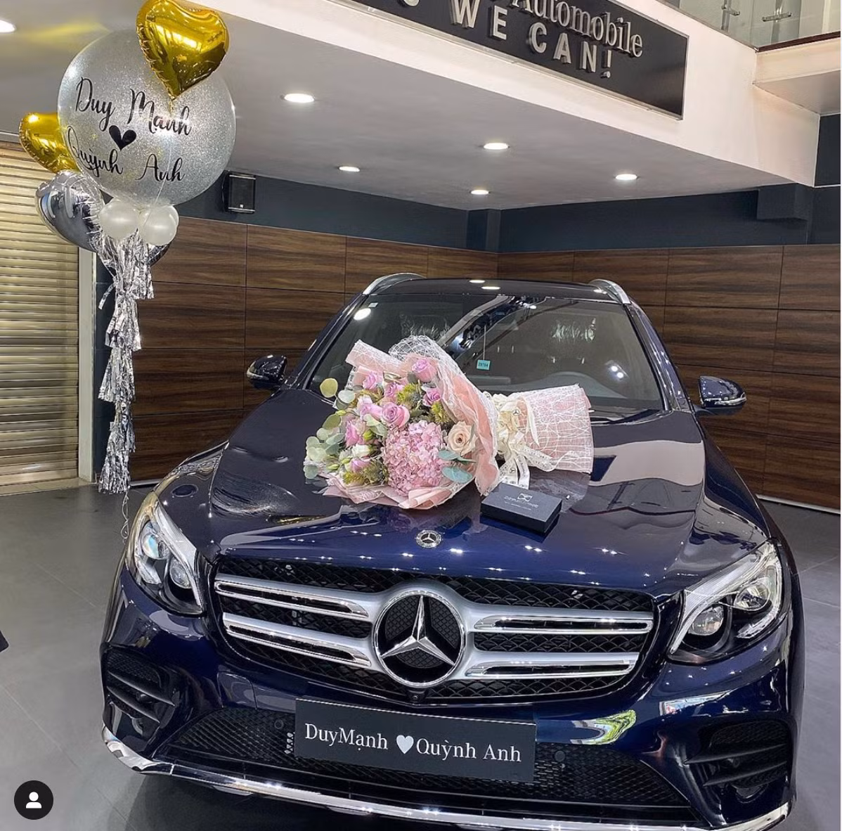 Cách đây không lâu, Quỳnh Anh và Duy Mạnh cũng khiến người hâm mộ vô cùng ghen tỵ khi cùng nhau sắm xe sang trị giá hơn 1 tỷ đồng.