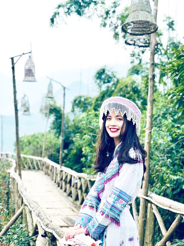 Không chỉ học giỏi, Thu Uyên còn sở hữu nhan sắc xinh đẹp, thu hút.