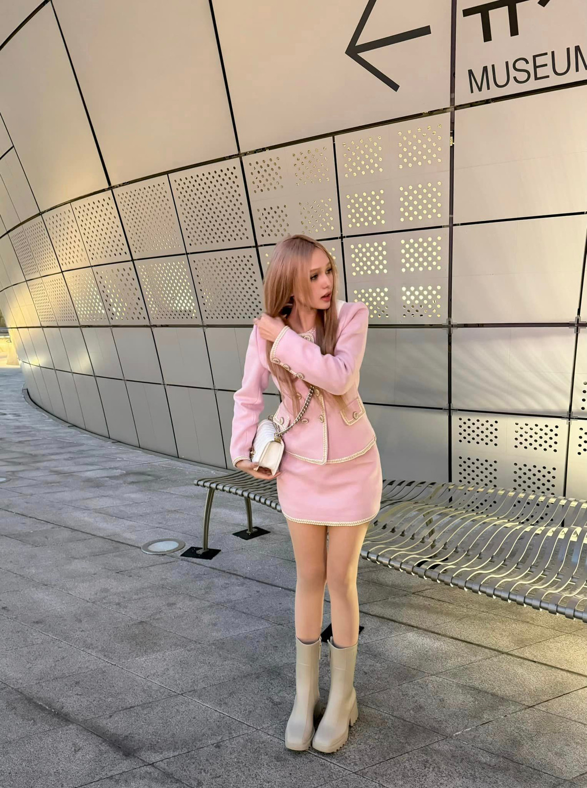 Dưới bài đăng trên trang cá nhân, nhiều fan của cô đã không khỏi xuýt xoa với vẻ xinh đẹp này