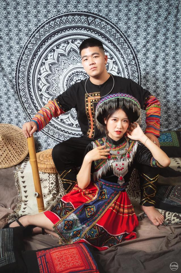 Được biết lớp có gần 40 thành viên nhưng tất cả đều đi chụp hết vì cả lớp rất thân thiết và gắn bó với nhau.