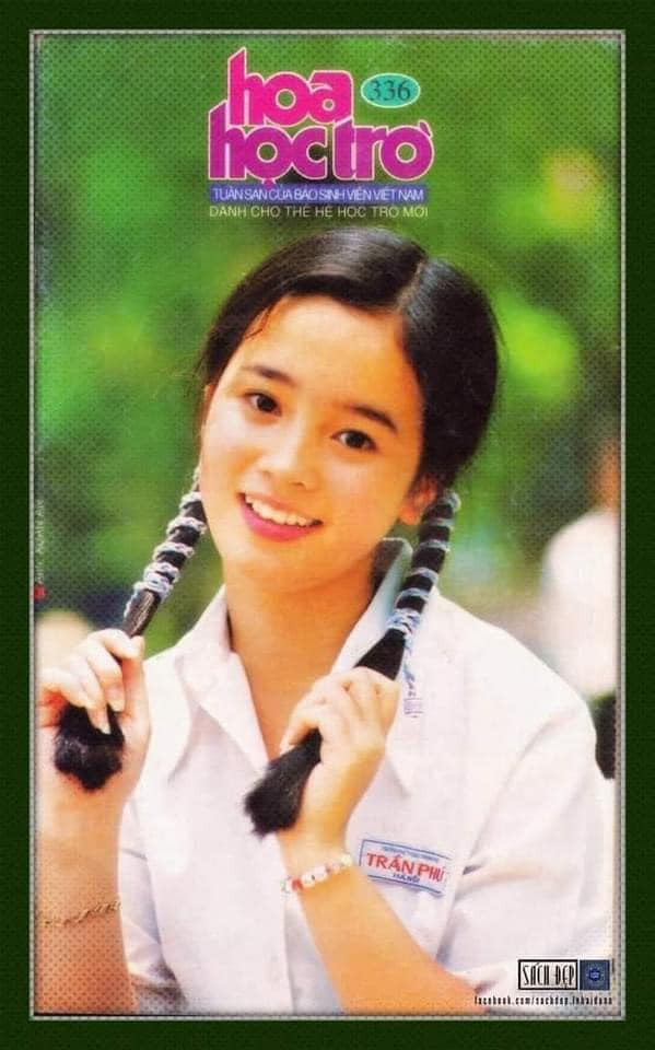 Nhất là những số báo đặc biệt được phát hành nhân kỉ niệm ngày lễ, ai có được tờ báo đầu tiên thì phải hãnh diện đến nhường nào.