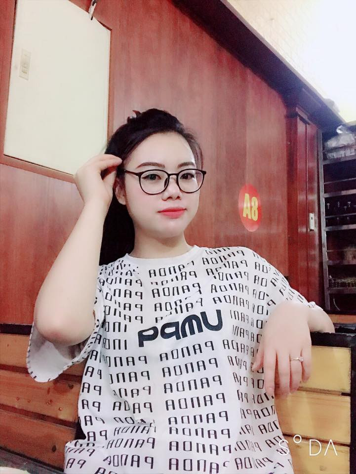 Sau vụ việc, người theo dõi trên trang cá nhân của B.B tăng vèo vèo. Nhiều bình luận khen ngợi cũng được dân mạng gửi tới cô bên dưới những bức ảnh chính chủ đăng tải.