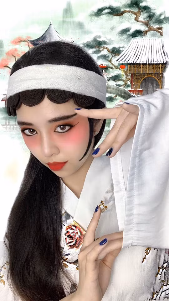 Đến thời điểm hiện tại, Hằng đang sở hữu hơn 225 ngàn lượt theo dõi trên MXH TikTok.