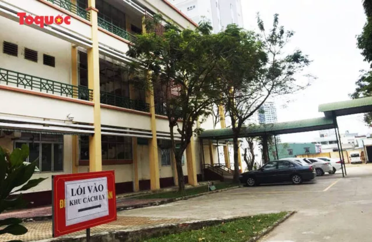 Ket qua xet nghiem 4 du khach di cung chuyen bay voi co gai nhiem Covid-19 la am tinh