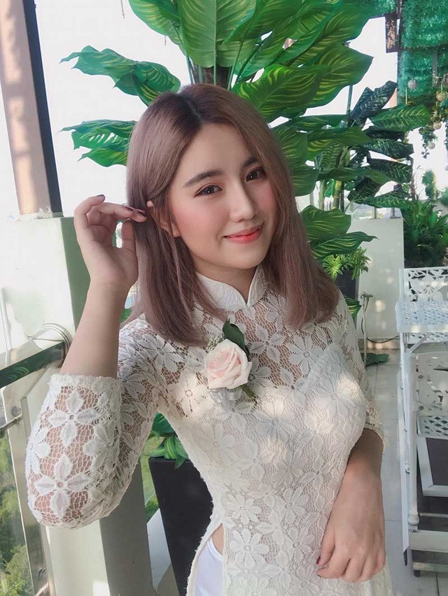 Nói về đam mê trở thành chuyên viên trang điểm của mình, Bảo Trân cho hay bản thân rất đam mê làm đẹp cho mình và những người xung quanh nên quyết tâm theo đuổi ngành này. Sắp tới, cô có dự định sang Hàn Quốc để trau dồi thêm kiến thức về ngành nghề đang theo đuổi.