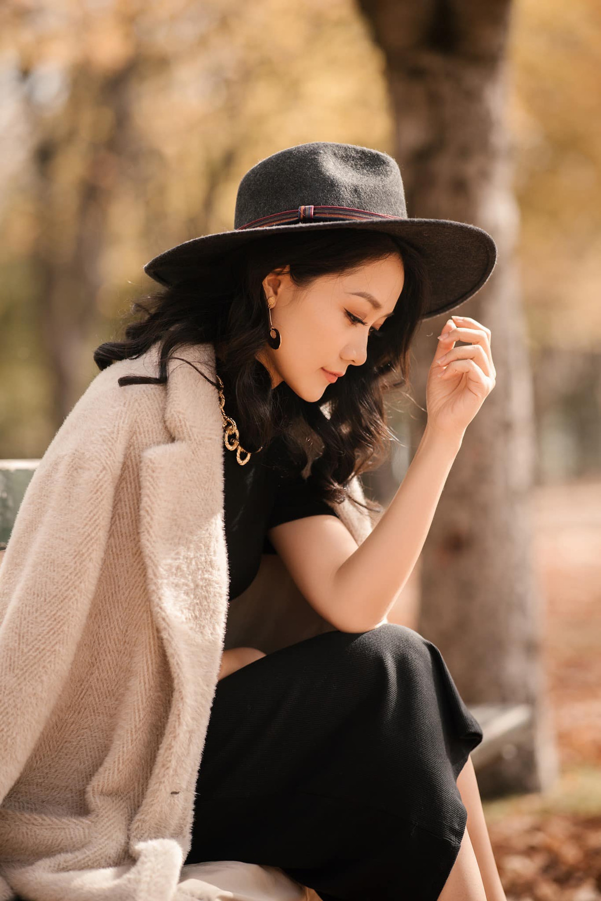 Trước khi đến bên nhau, Thu Hà và chồng từng làm bạn bè thân thiết nhiều năm, thấu hiểu và sẻ chia nhiều chuyện vui buồn.