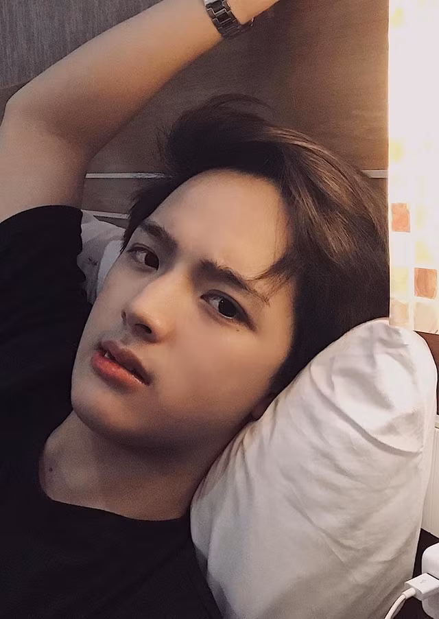 Theo Quang, đại học không phải con đường duy nhất dẫn đến thành công. Mỗi người chỉ cần có quyết tâm, can đảm theo đuổi đam mê của mình để sau này không phải hối tiếc.