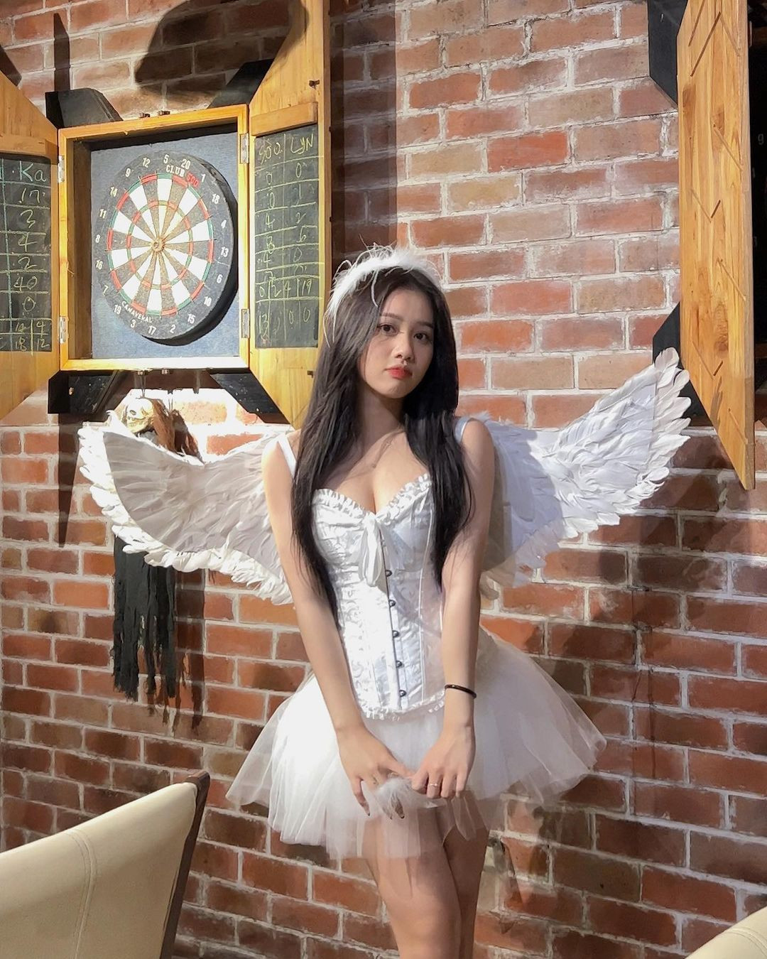 Hiện tại Hoa Mỹ là một hot Tiktoker với hơn 800.000 người theo dõi.