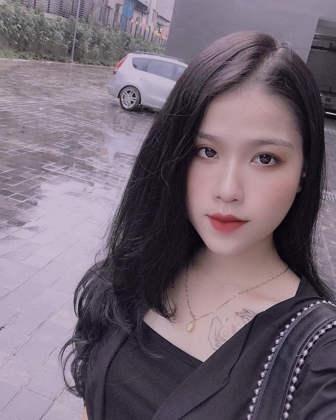 Hiện tại Huyền My vẫn chưa công khai chuyện tình cảm với bất kì ai từ sau vụ việc trở thành "bạn gái tin đồn" của Quang Hải.