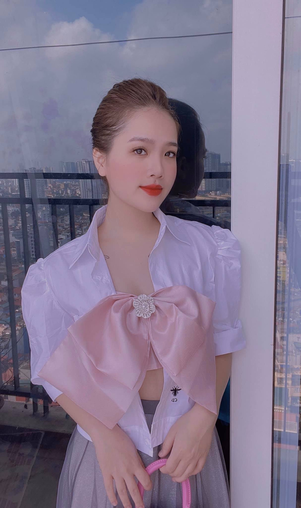 Bạn gái tin đồn Quang Hải tên Nguyễn Huyền My (SN 1997) quê gốc Nghệ An và cự sinh viên đại học FPT và hiện đang là chủ spa tại Hà Nội. Cô nàng được đánh giá là có nhan sắc xinh đẹp, sắc sảo và gu thời trang bắt mắt.