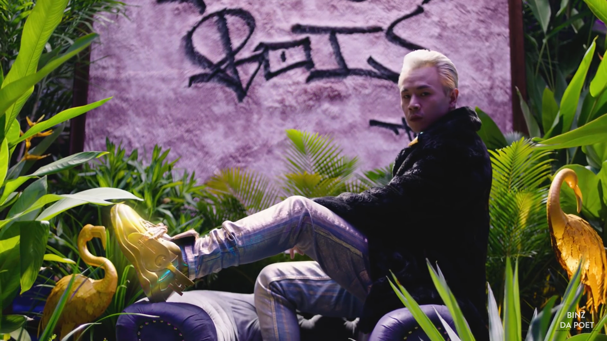 Tuần qua, rapper BinZ gây chú ý khi tung MV Bigcityboi, lọt top 2 thịnh hành trên YouTube Việt Nam và các nền tảng nghe nhạc trực tuyến trả phí khác.