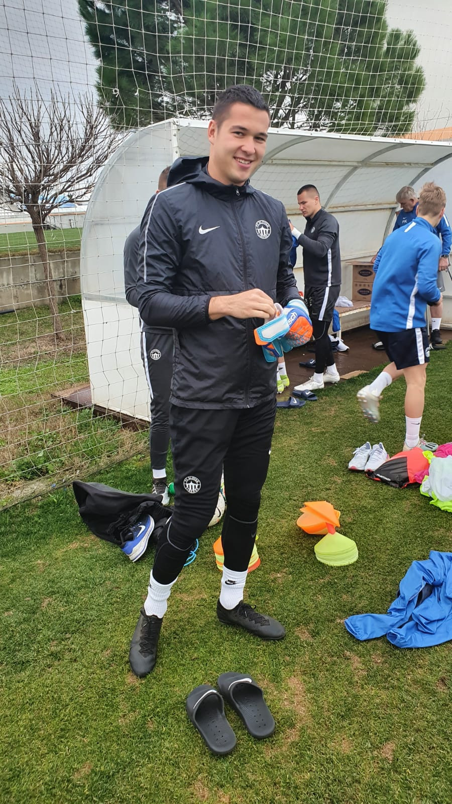 Nếu có được sự phục vụ của Filip Nguyễn, khung thành của đội tuyển Việt Nam sẽ thêm phần chắc chắn mà thủ thành Đặng Văn Lâm cũng không cần phải căng sức ra sân ở hầu hết các trận đấu. Người hâm mộ rất hy vọng sau khi anh chàng nhập tịch thành công, HLV Park Hang-seo sẽ trao cho anh cơ hội phục vụ quốc gia.