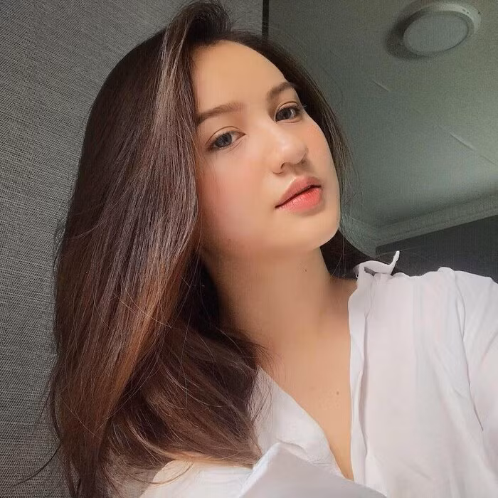 Ngoài làm mẫu ảnh, Mai Tây còn tham gia diễn xuất trong một số MV ca nhạc.