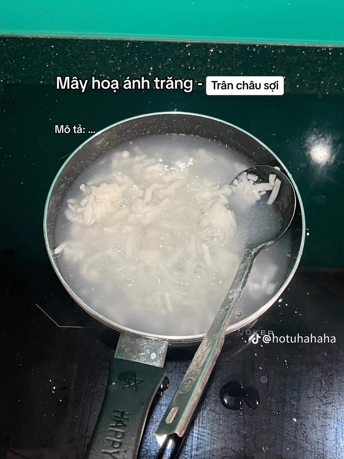 Nồi trân châu sợi khiến người xem khiếp đảm. Nhiều người đã bình luận: "Ôi anh trai đăng như này sau sau em gái lấy được chồng haha", "đúng là may mắn mới được ăn thật".