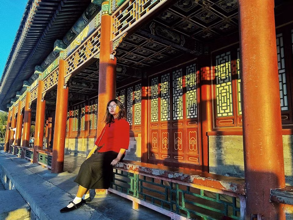 Cựu sinh viên Học viện Báo chí và Tuyên truyền (Hà Nội) tâm sự cô đang trải qua lần thất nghiệp thứ 3, sau khoảng 2,5 tháng thử sức ở công việc biên kịch kiêm trợ lý đạo diễn. Trang vẫn nhận dự án freelance và tiếp tục lên lịch trình cho những chuyến đi mới.