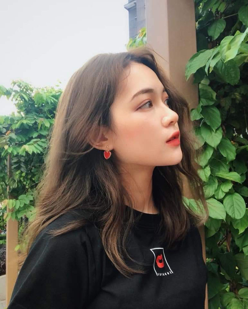 Đinh Ngọc Phi Linh cũng là một trong những cái tên nổi bật của ĐH Khoa học Xã hội và Nhân văn TP.HCM