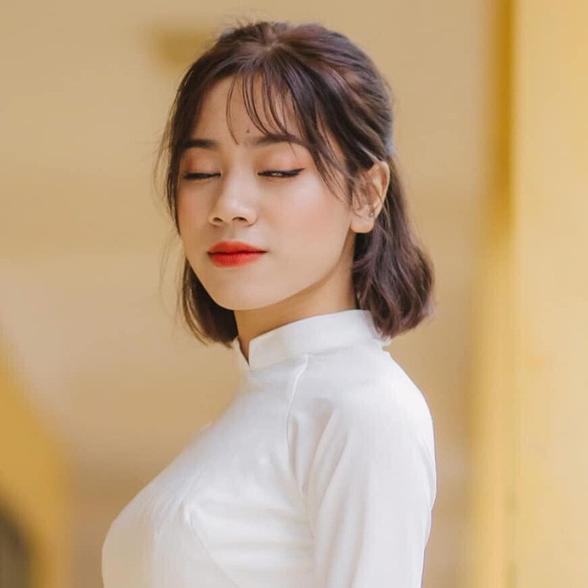 Cư dân mạng đều tỏ ra thích thú và phần lớn dành lời khen ngợi cho sự đáng yêu, dí dỏm của các bạn học sinh nơi đây.