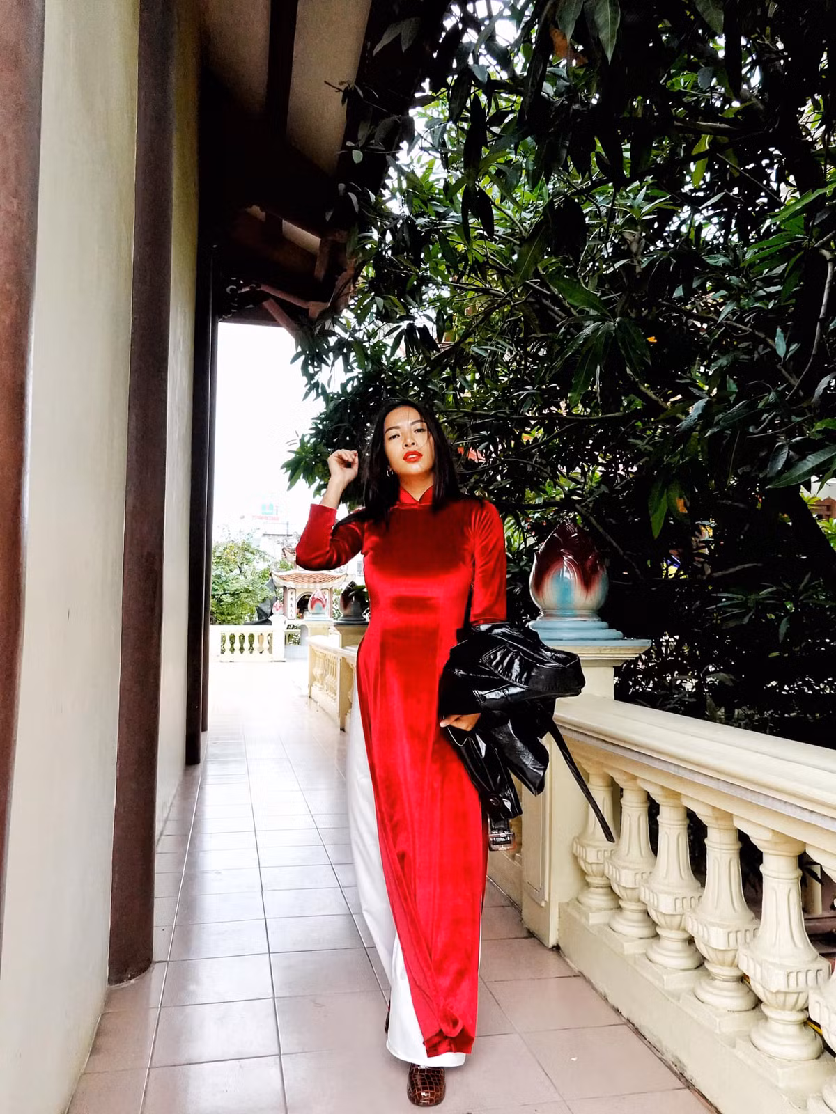 Trên trang cá nhân, Hana Giang Anh thường xuyên chia sẻ những bài tập bổ ích cho cả người luyện tập ngoài phòng gym hay người tự luyện tập tại nhà. Bên cạnh đó, cô nàng cũng dạy cách nấu nướng, chế độ ăn kiêng và các loại nước detox, tốt cho sức khỏe.