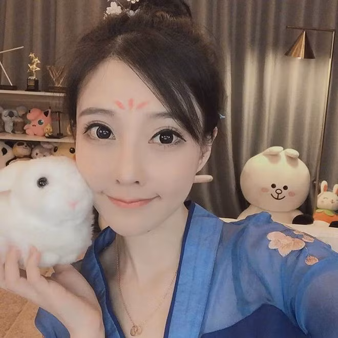 Sau sự cố chiều cao, Tiểu Mạc vẫn nhận được sự yêu quý từ công đồng mạng.