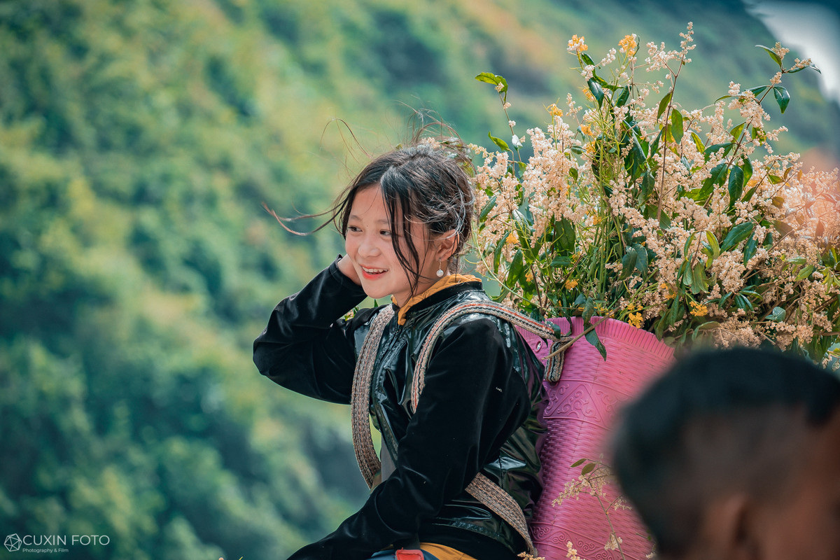 Nụ cười khiến trái tim những du khách rung rinh.