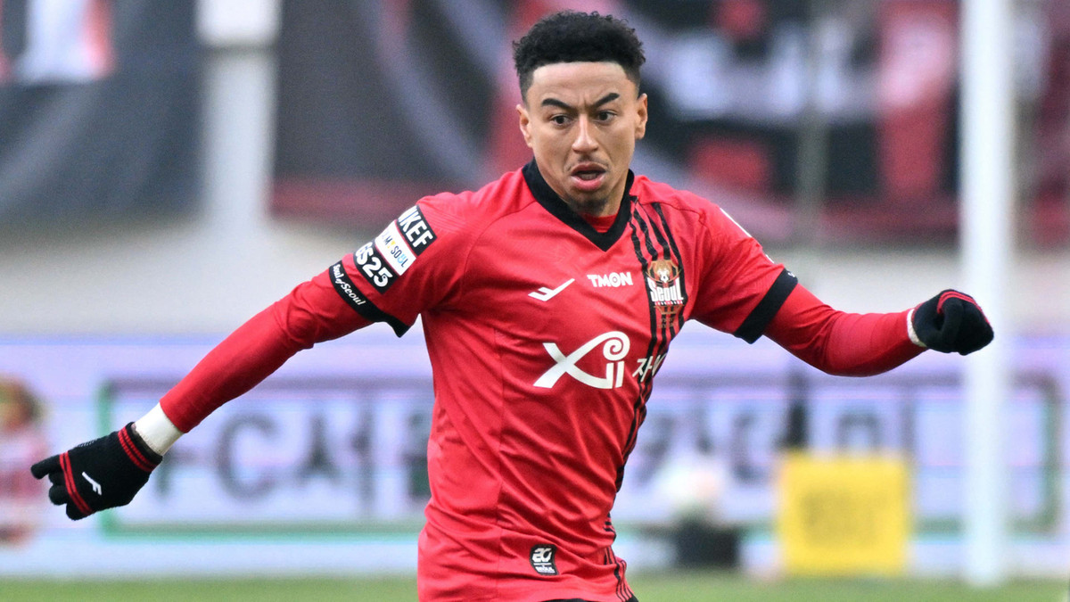Tháng 2/2024, Lingard bất ngờ ký hợp đồng 2 năm với FC Seoul, câu lạc bộ thuộc giải vô địch quốc gia Hàn Quốc