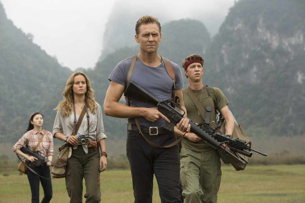 Kong: Skull Island (Kong: Đảo đầu lâu - 2017) là một trong những bộ phim lấy bối cảnh hoàn toàn tại Việt Nam như Ninh Bình, Quảng Bình, Hạ Long. Khung cảnh đảo Đầu Lâu hiện lên khiến ai nấy đều phải trầm trồ trước thiên nhiên kỳ vĩ của Việt Nam.